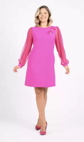 Rochie eleganta roz cu maneci din voal plisat