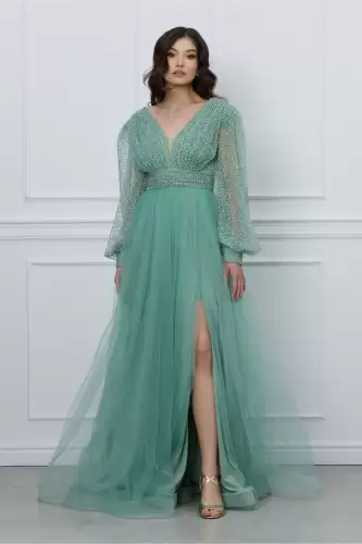 Rochie Julie lunga verde menta din tull cu strasuri la bust