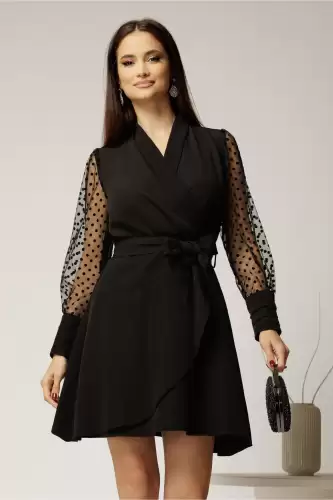Rochie Kim neagra petrecuta cu maneci cu buline catifelate