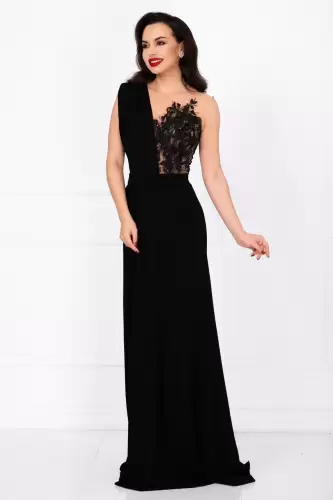 Rochie lunga de seara Gilda neagra cu fronseuri si bust brodat