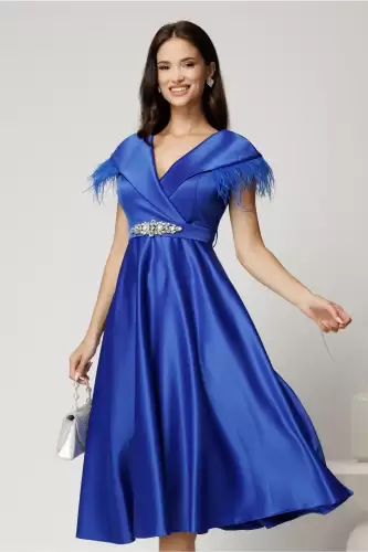 Rochie midi albastra din tafta cu pene la umeri si cordon in talie