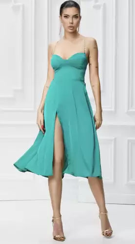 Rochie midi eleganta verde cu spatele gol si slit pe picior