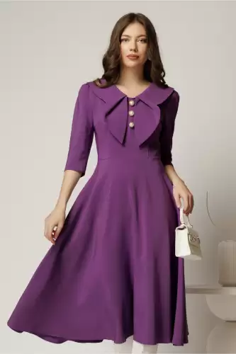 Rochie mov clos de ocazie cu guler maxi si nasturi perluta