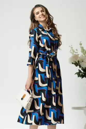 Rochie office cu imprimeu geometric albastru si cordon in talie