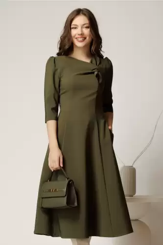 Rochie office din stofa kaki cu funda la bust