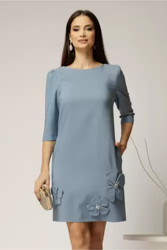 Rochie scurta bleu cu aplicatii florale elegante