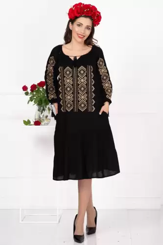 Rochie traditionala neagra Ilaria cu broderie traditionala bej