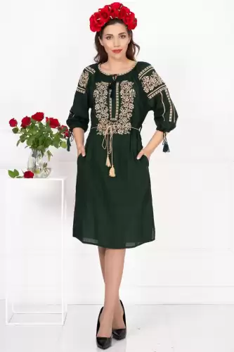 Rochie traditionala verde Elisa cu broderie florala bej