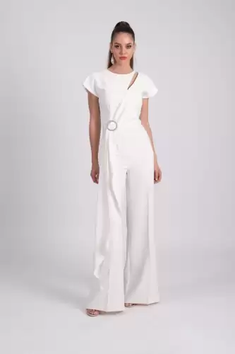 Salopeta eleganta alba cu pantalon evazat