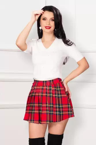 Top din tricot fin alb cu pietricele argintii